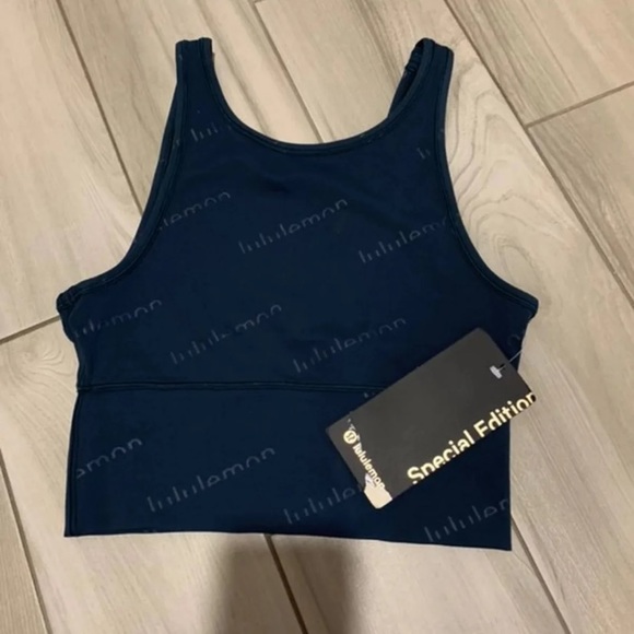 Lululemon Power Pivot Tank * Embossed Lululemon - Picture 6 of 6